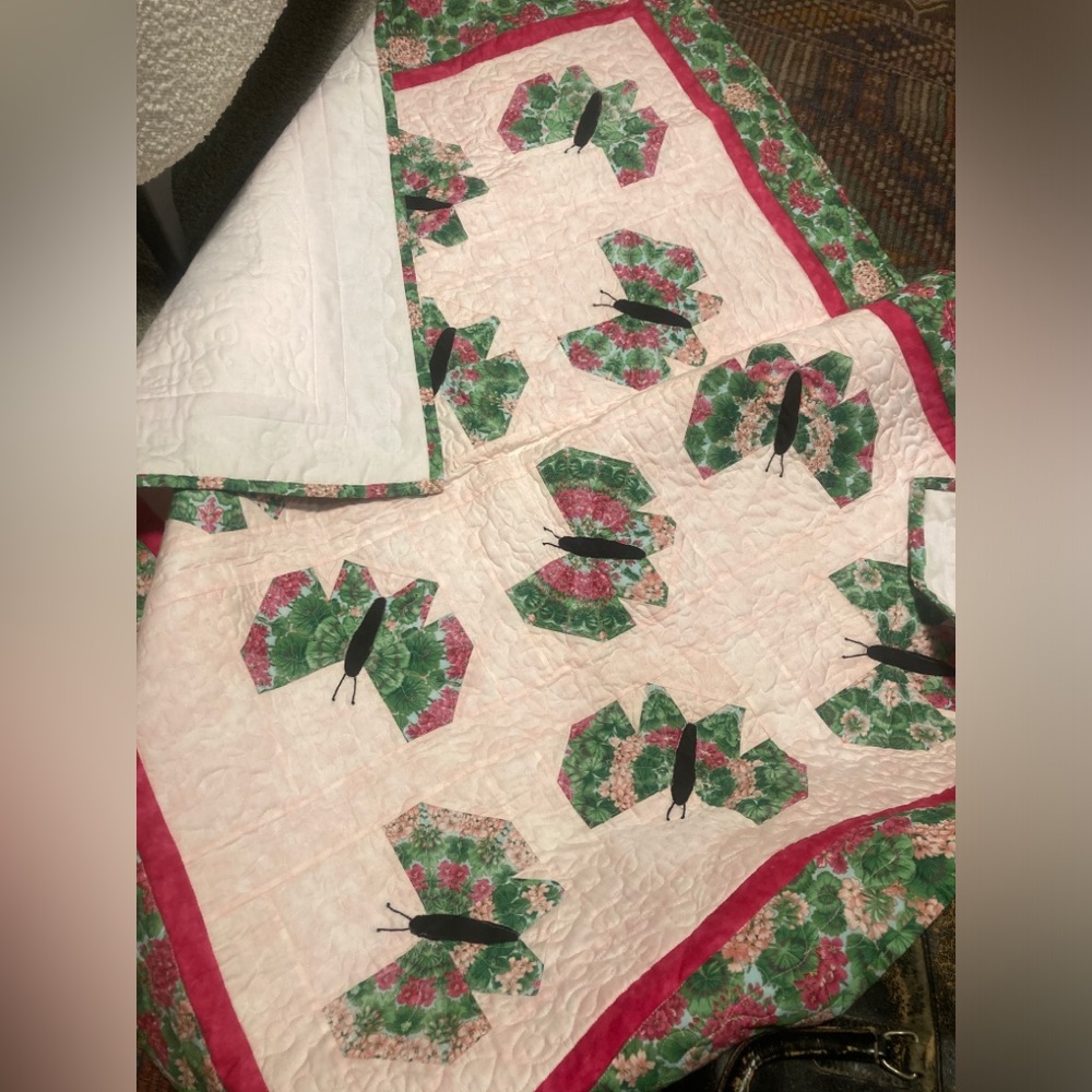 Vintage Butterfly handmade child baby quilt small blanket floral - Picture 5 of 6